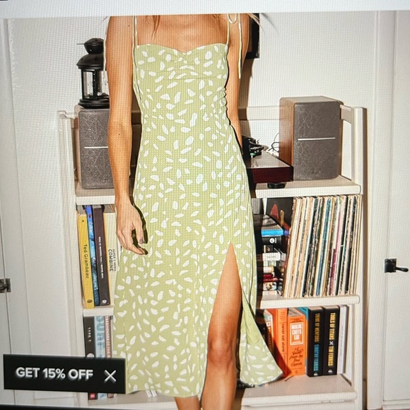 Cute light green and white midi dress - Picture 5 of 7